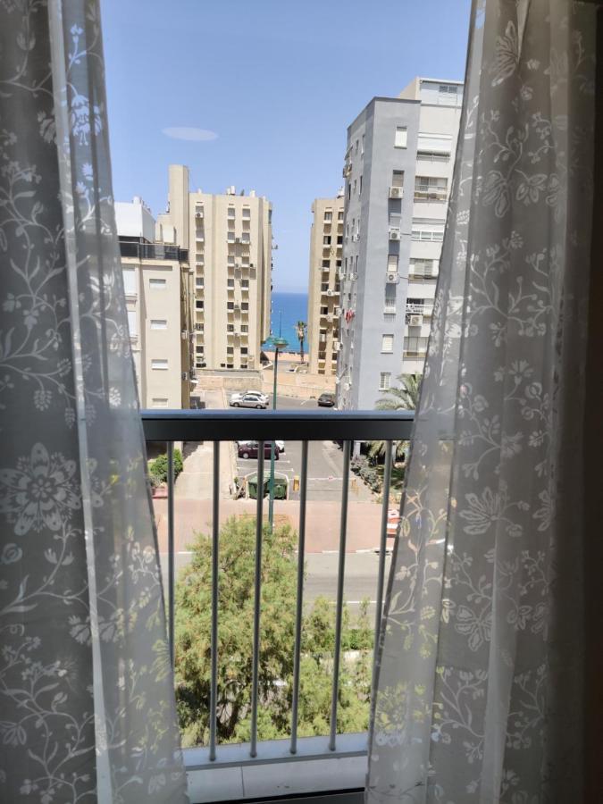 Migdal Luxury Suites Netanya J29 Exterior photo