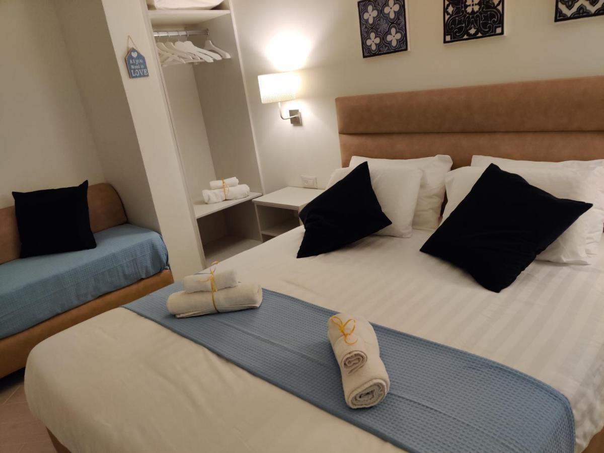 Migdal Luxury Suites Netanya J29 Exterior photo