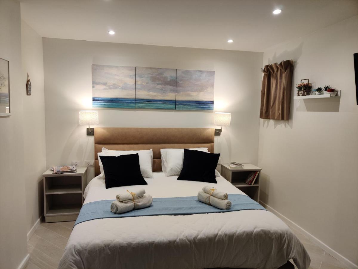 Migdal Luxury Suites Netanya J29 Exterior photo
