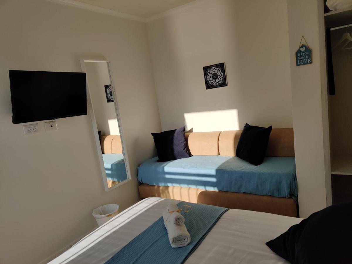 Migdal Luxury Suites Netanya J29 Exterior photo